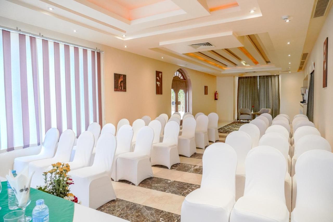 Hotel Charmillion Club Aquapark Sharm El-Sheikh Exterior foto The hotel's conference room
