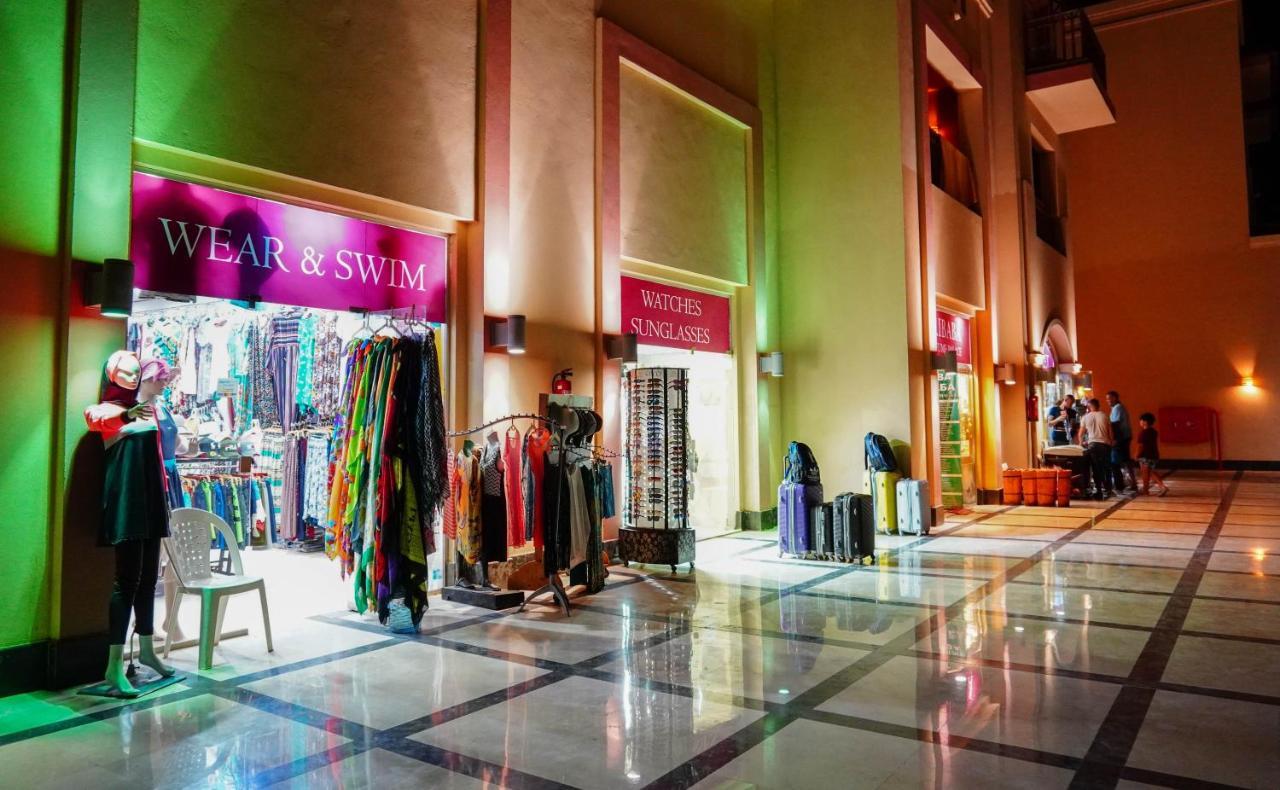 Hotel Charmillion Club Aquapark Sharm El-Sheikh Exterior foto The interior of the mall